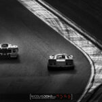 Lola T70 Mk.3B / 1969 (gauche) et Chevron B16 / 1970